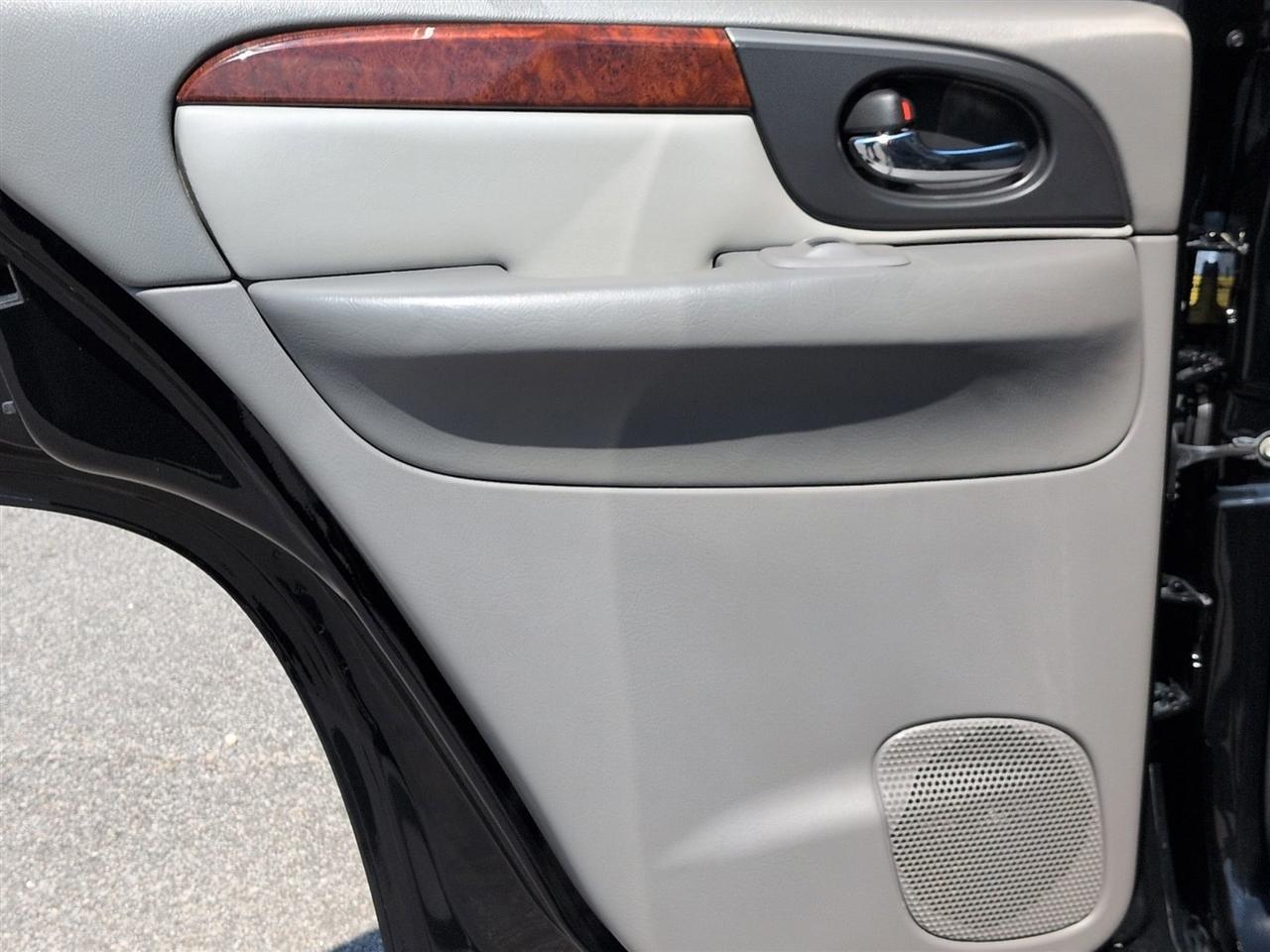 GMC Envoy Denali 2008