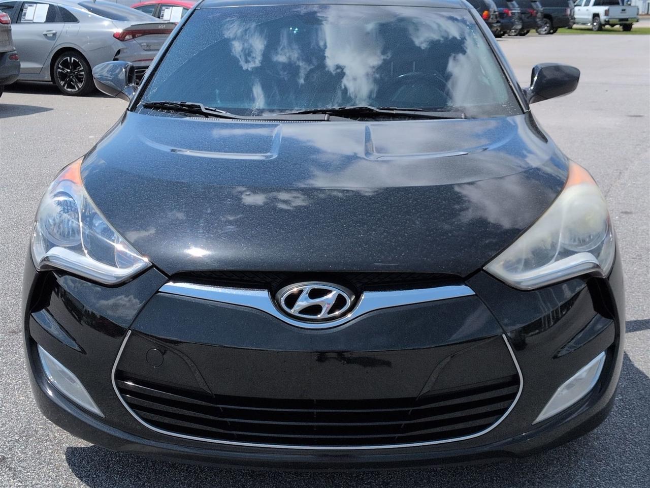 Hyundai Veloster 3dr Cpe Auto w/Gray Int 2014