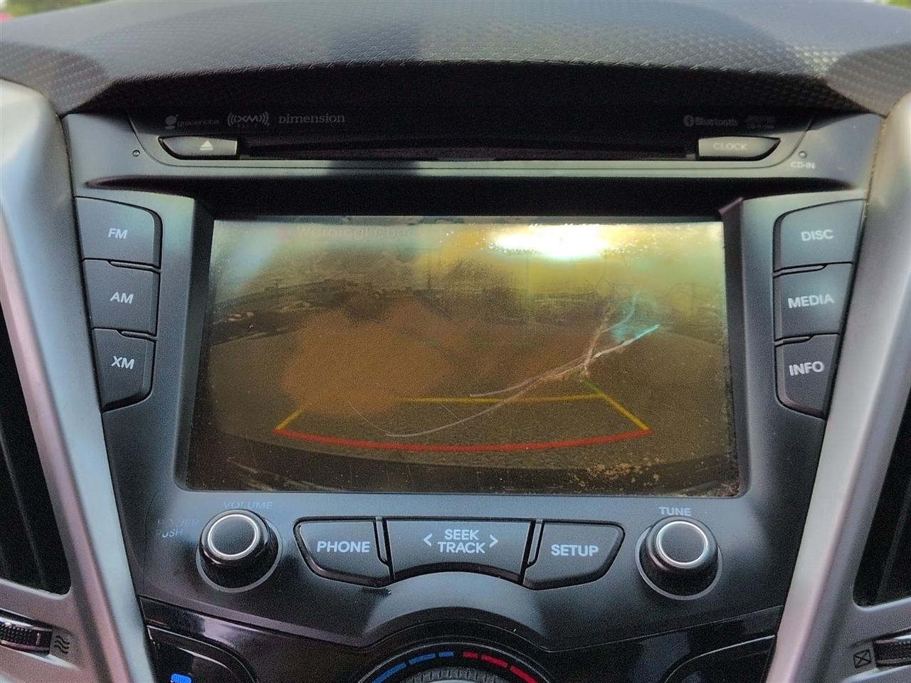 Hyundai Veloster 3dr Cpe Auto w/Gray Int 2014