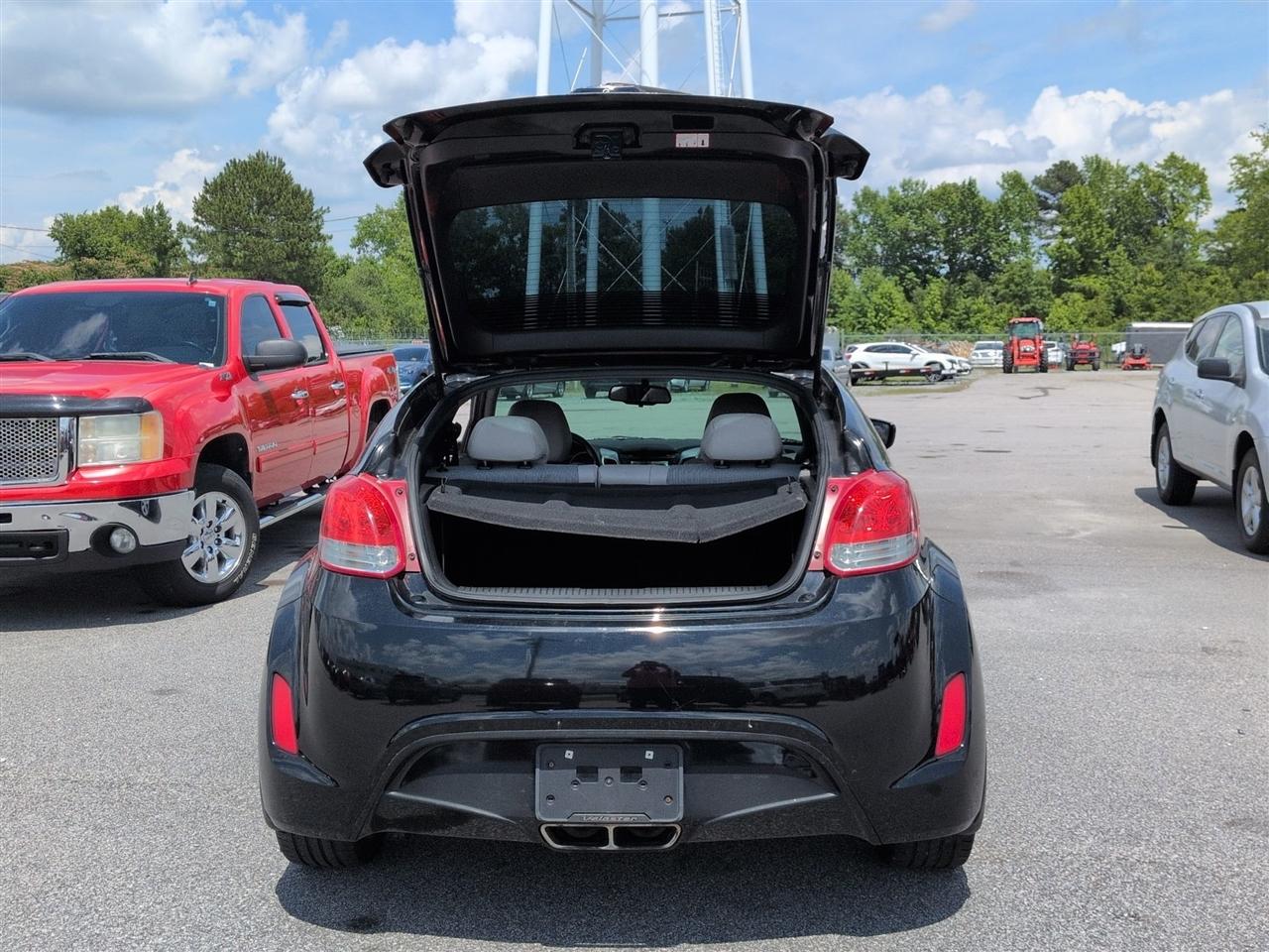 Hyundai Veloster 3dr Cpe Auto w/Gray Int 2014