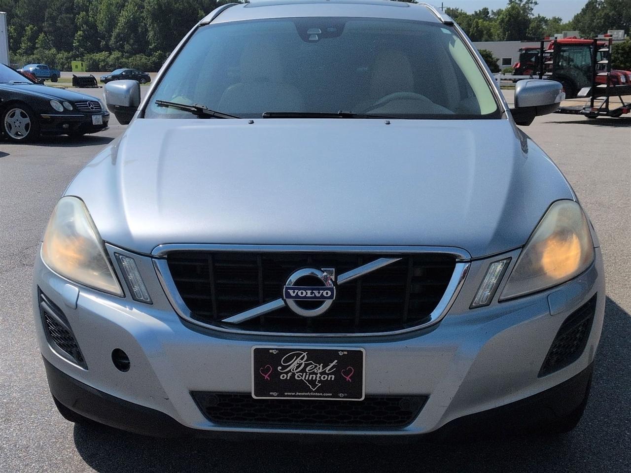 Volvo XC60 AWD 4dr 3.2L 2012