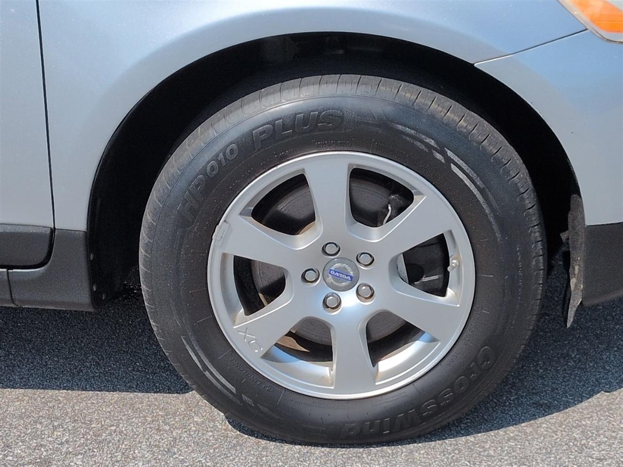 Volvo XC60 AWD 4dr 3.2L 2012