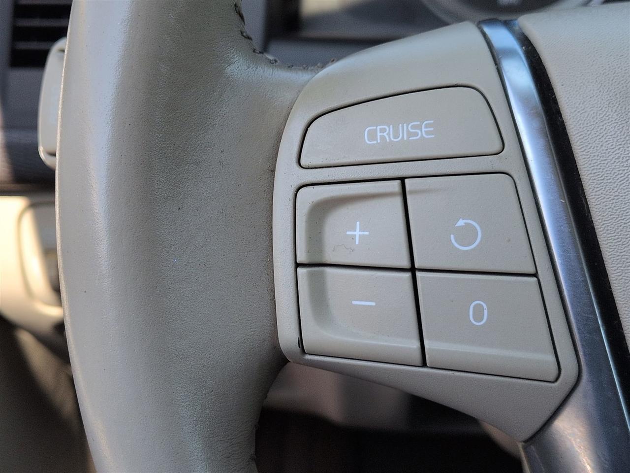 Volvo XC60 AWD 4dr 3.2L 2012