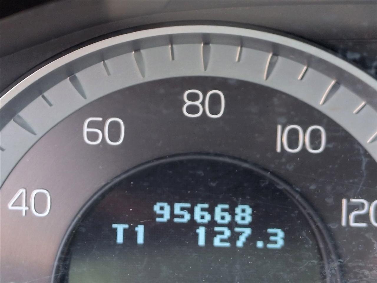 Volvo XC60 AWD 4dr 3.2L 2012