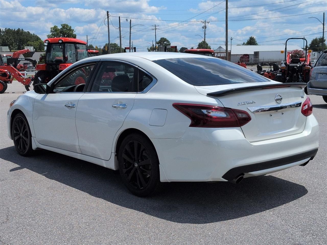 Nissan Altima  2017