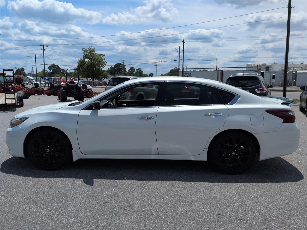 Nissan Altima  2017