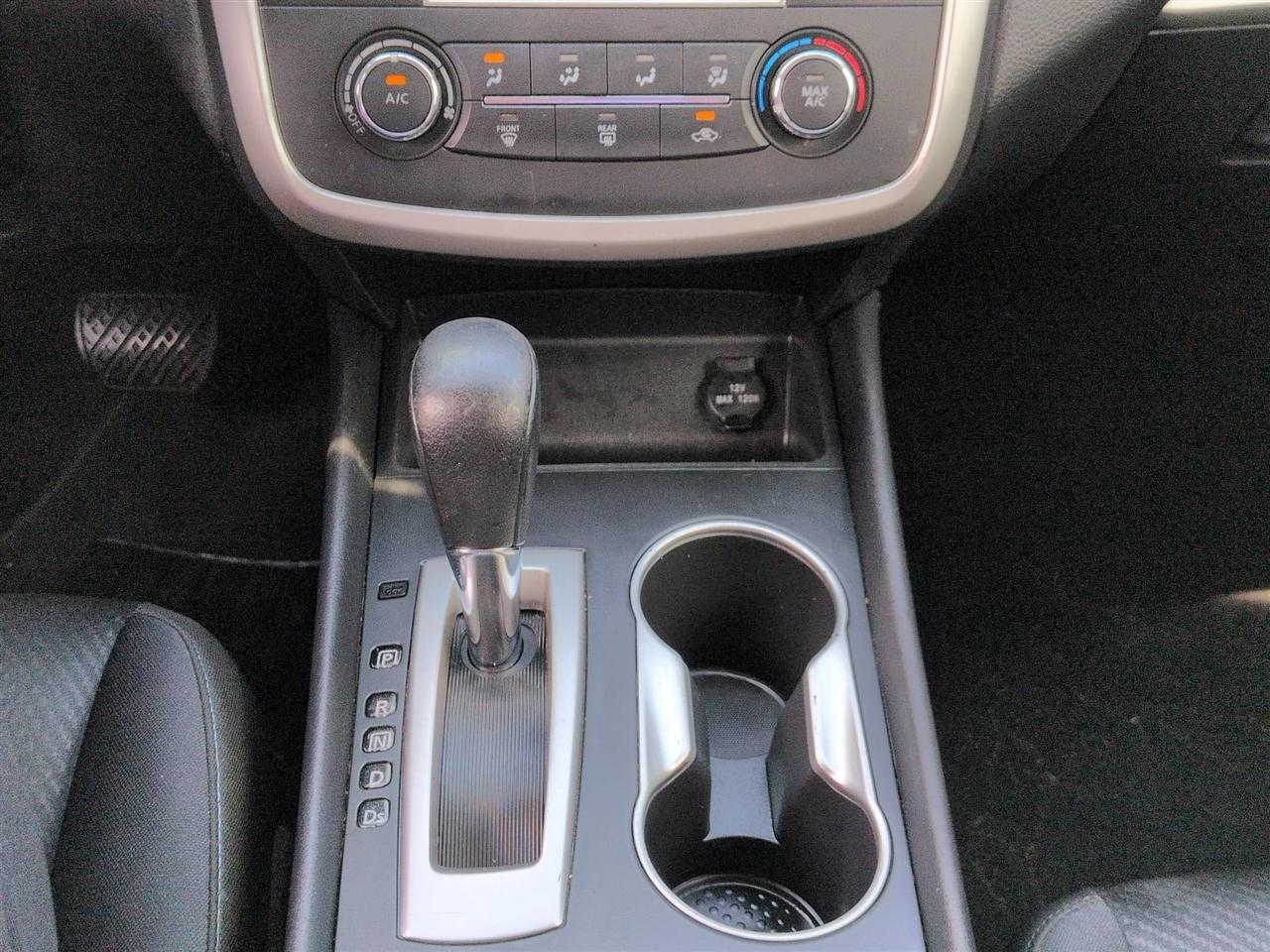 Nissan Altima  2017