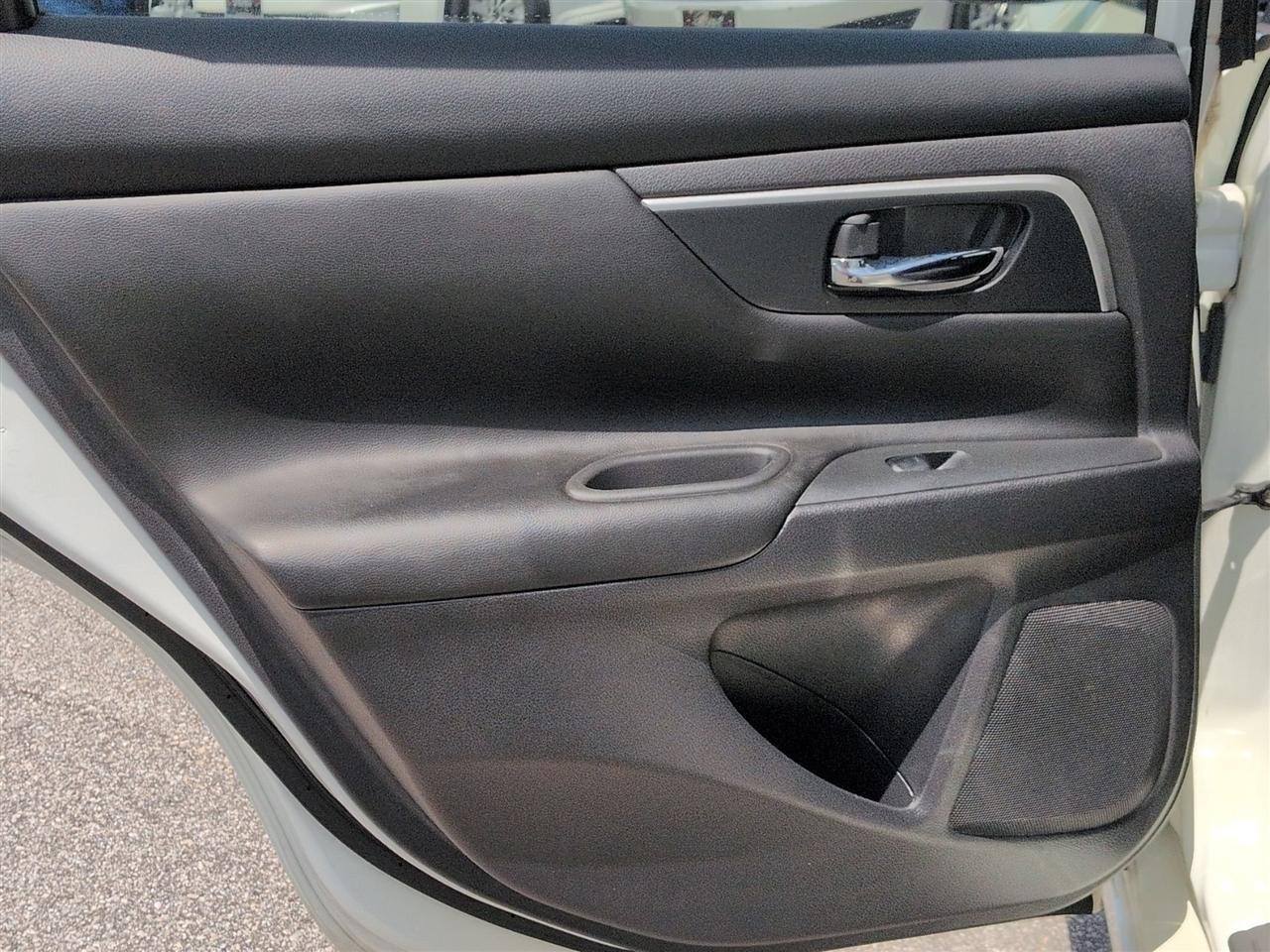 Nissan Altima  2017