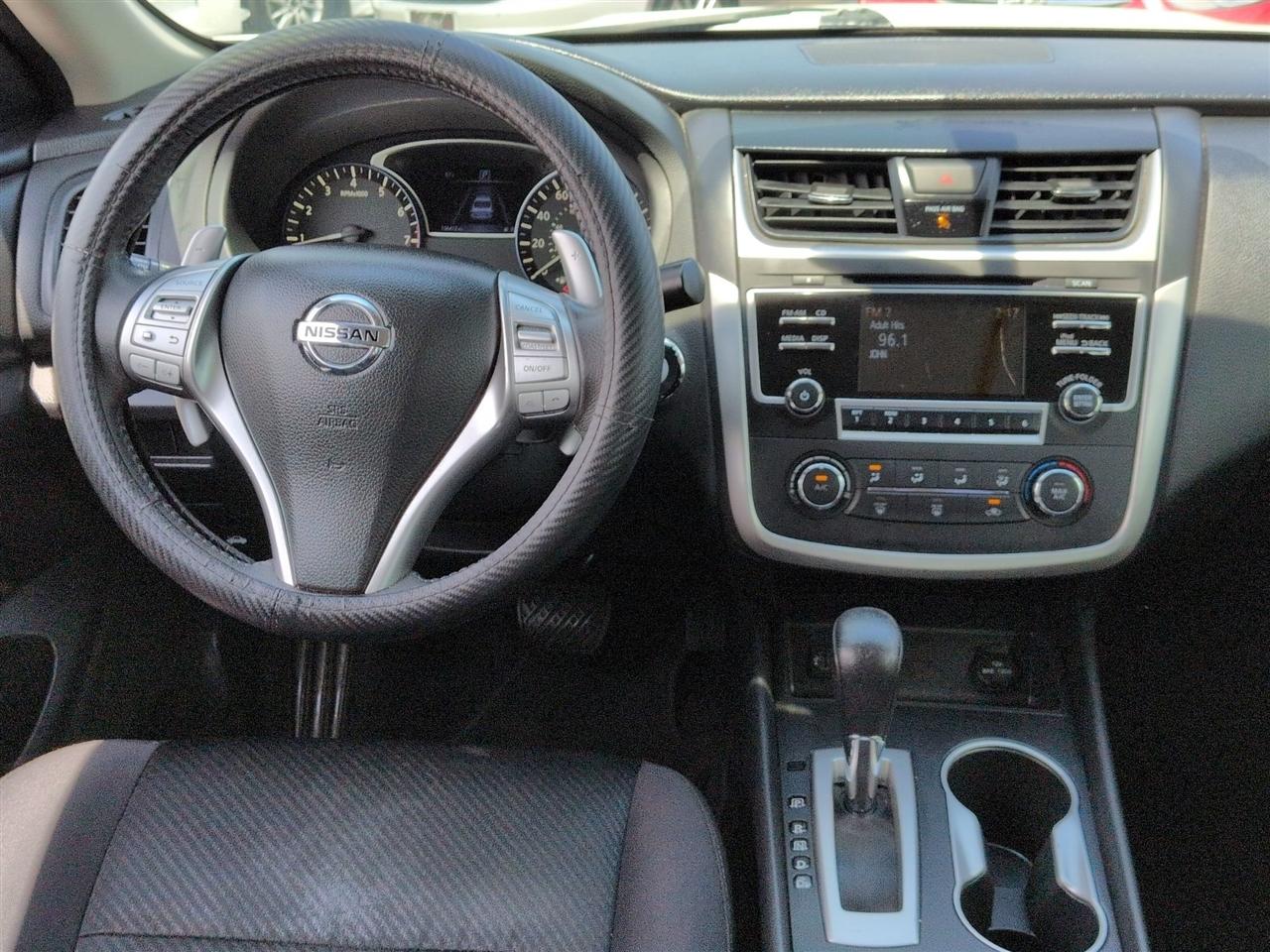 Nissan Altima  2017