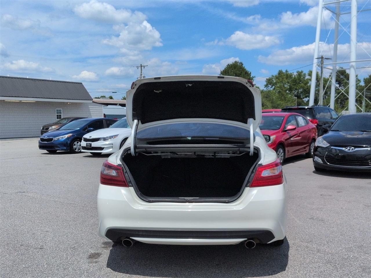 Nissan Altima  2017