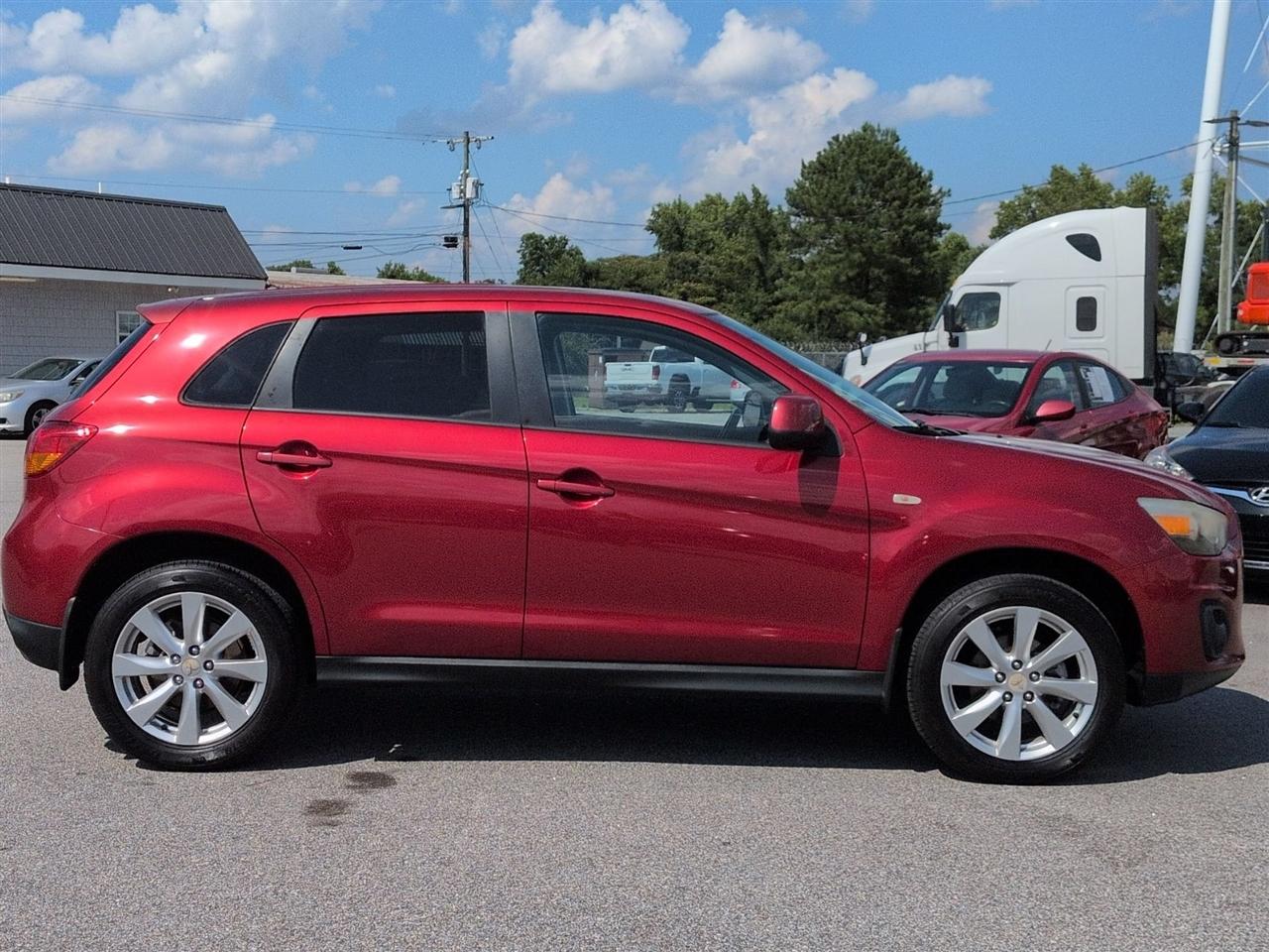 Mitsubishi Outlander Sport  2014