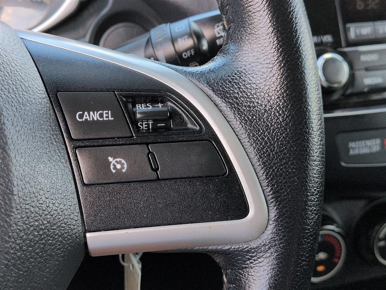 Mitsubishi Outlander Sport  2014