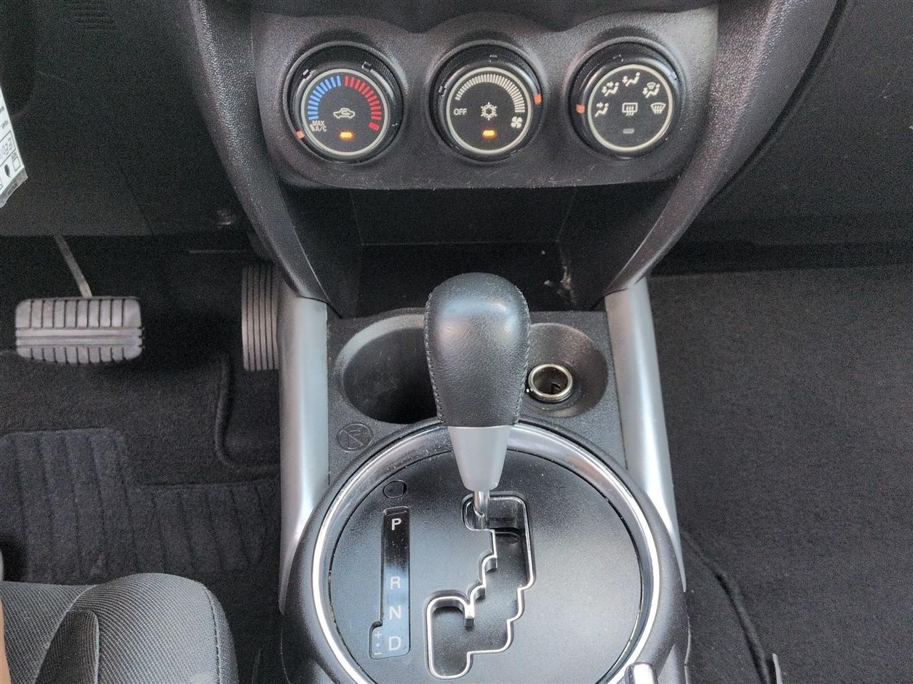Mitsubishi Outlander Sport  2014