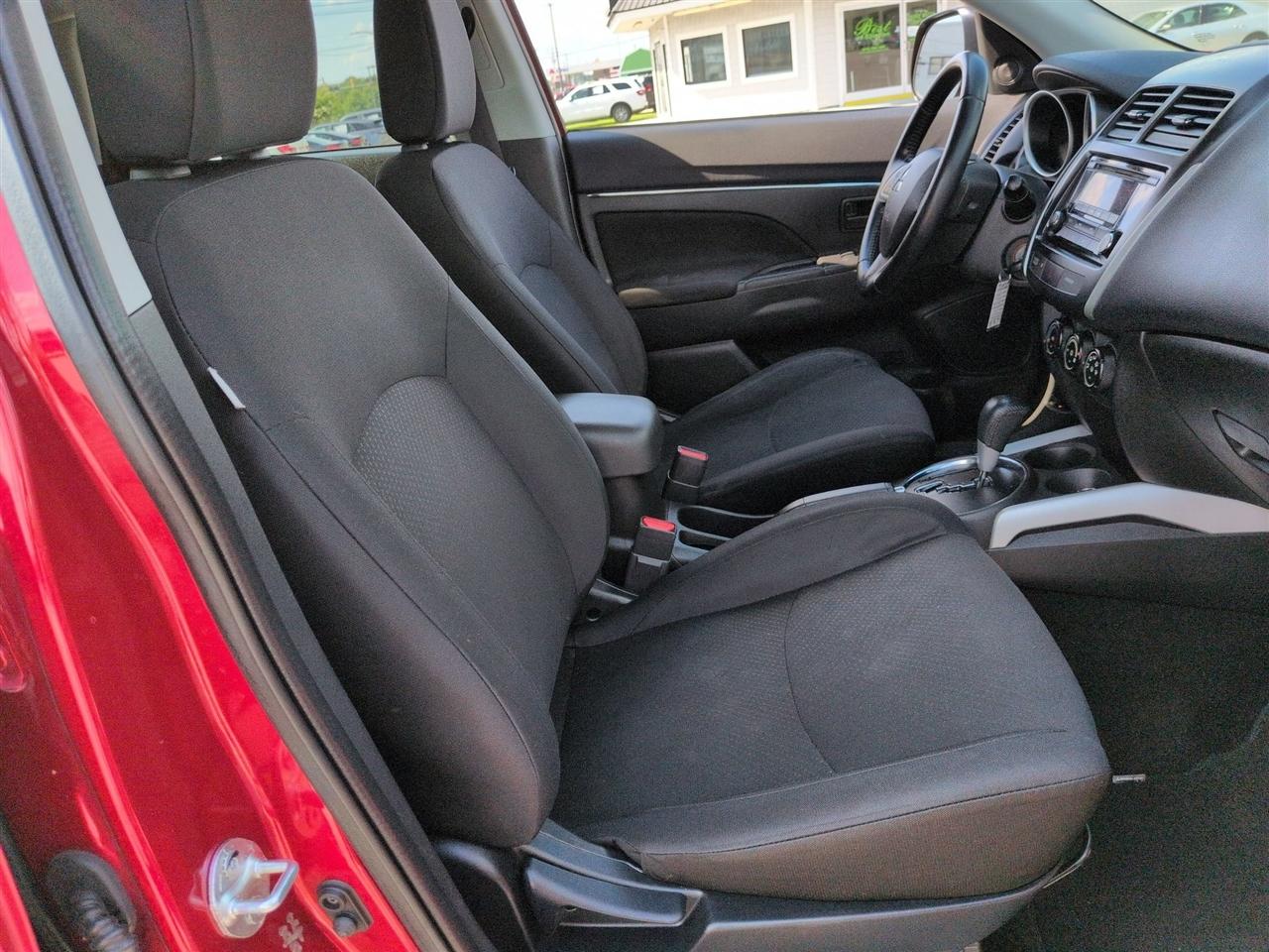 Mitsubishi Outlander Sport  2014