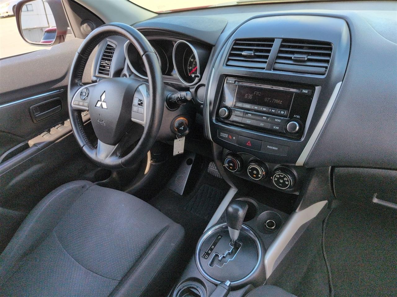 Mitsubishi Outlander Sport  2014