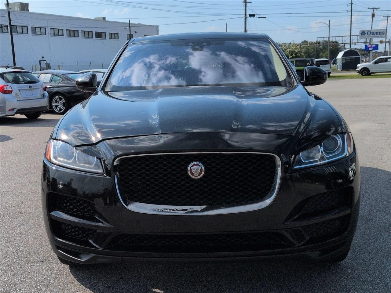 Jaguar F-Pace  2020