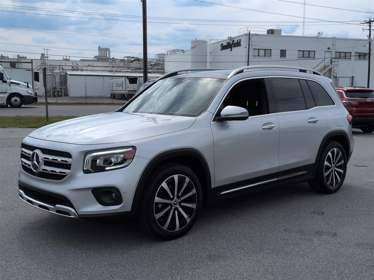 Mercedes-Benz GLB  2021
