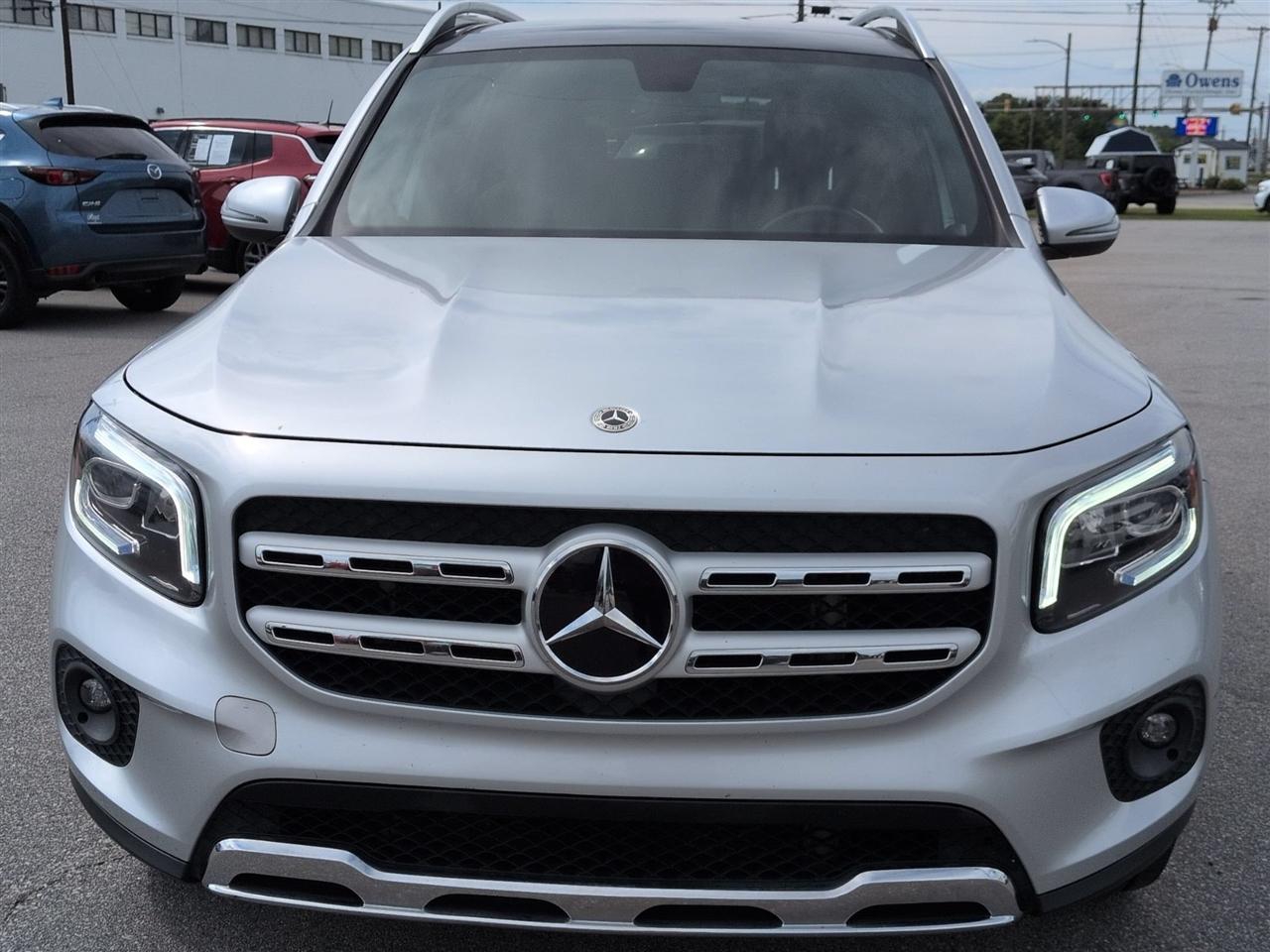 Mercedes-Benz GLB  2021