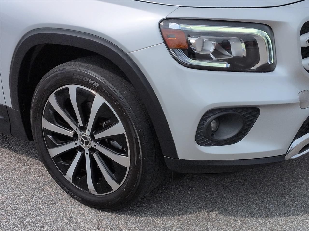 Mercedes-Benz GLB  2021