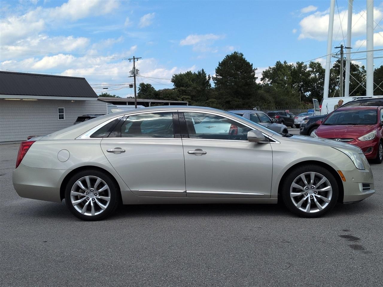 Cadillac XTS  2016