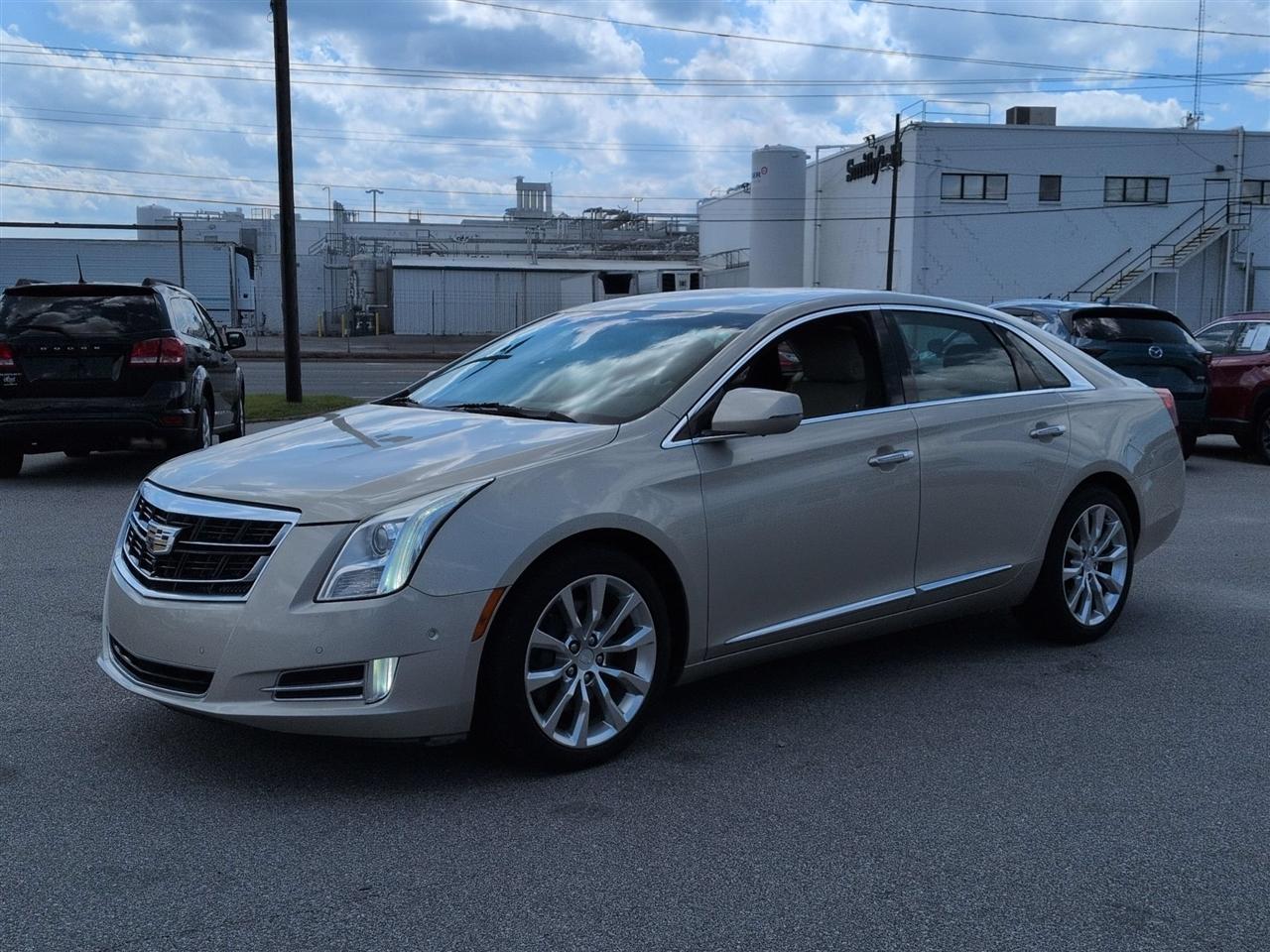 Cadillac XTS  2016