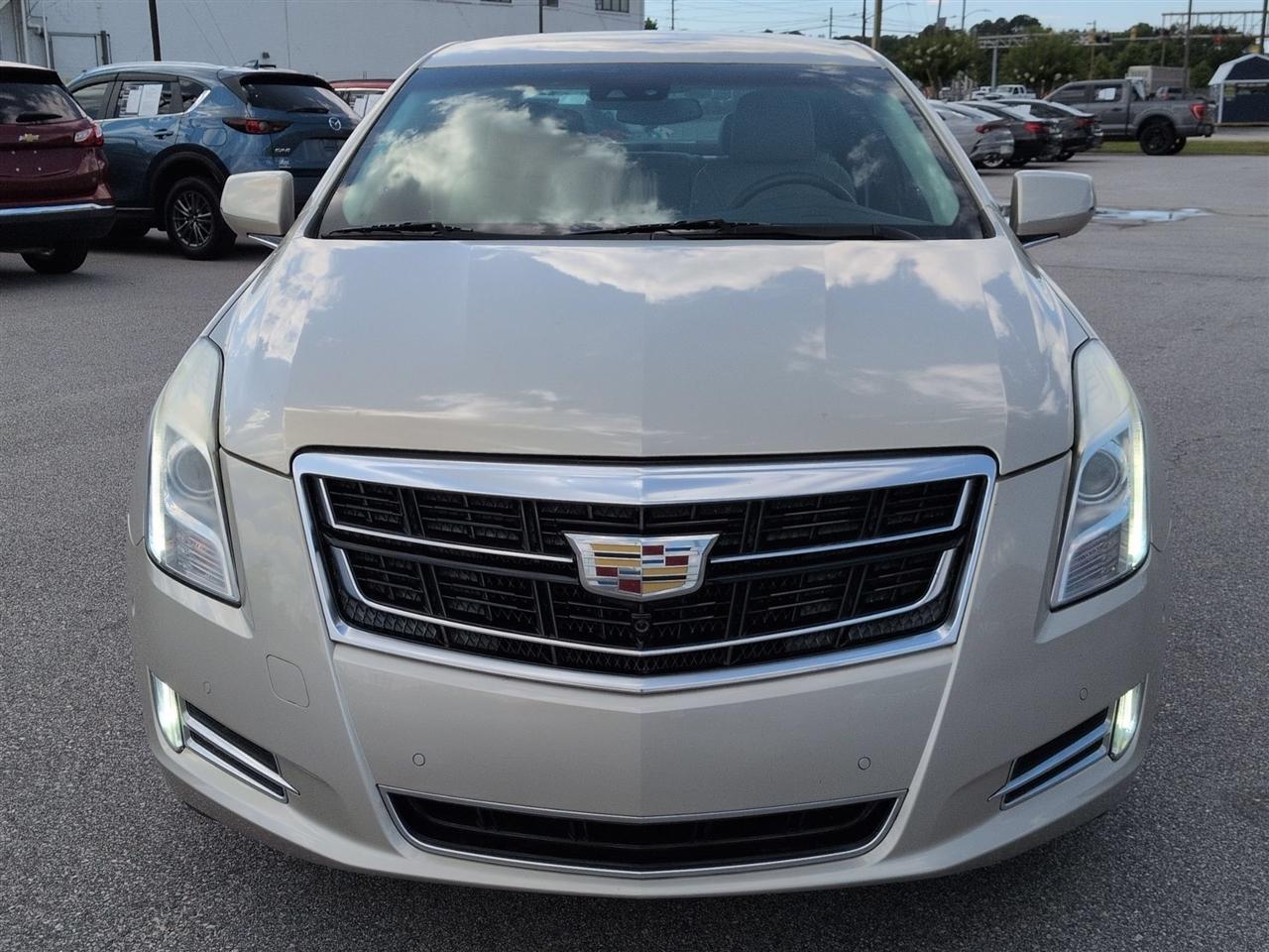 Cadillac XTS  2016