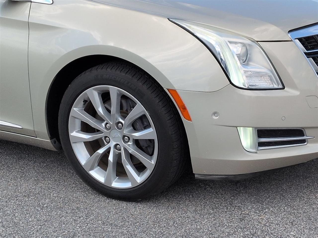 Cadillac XTS  2016
