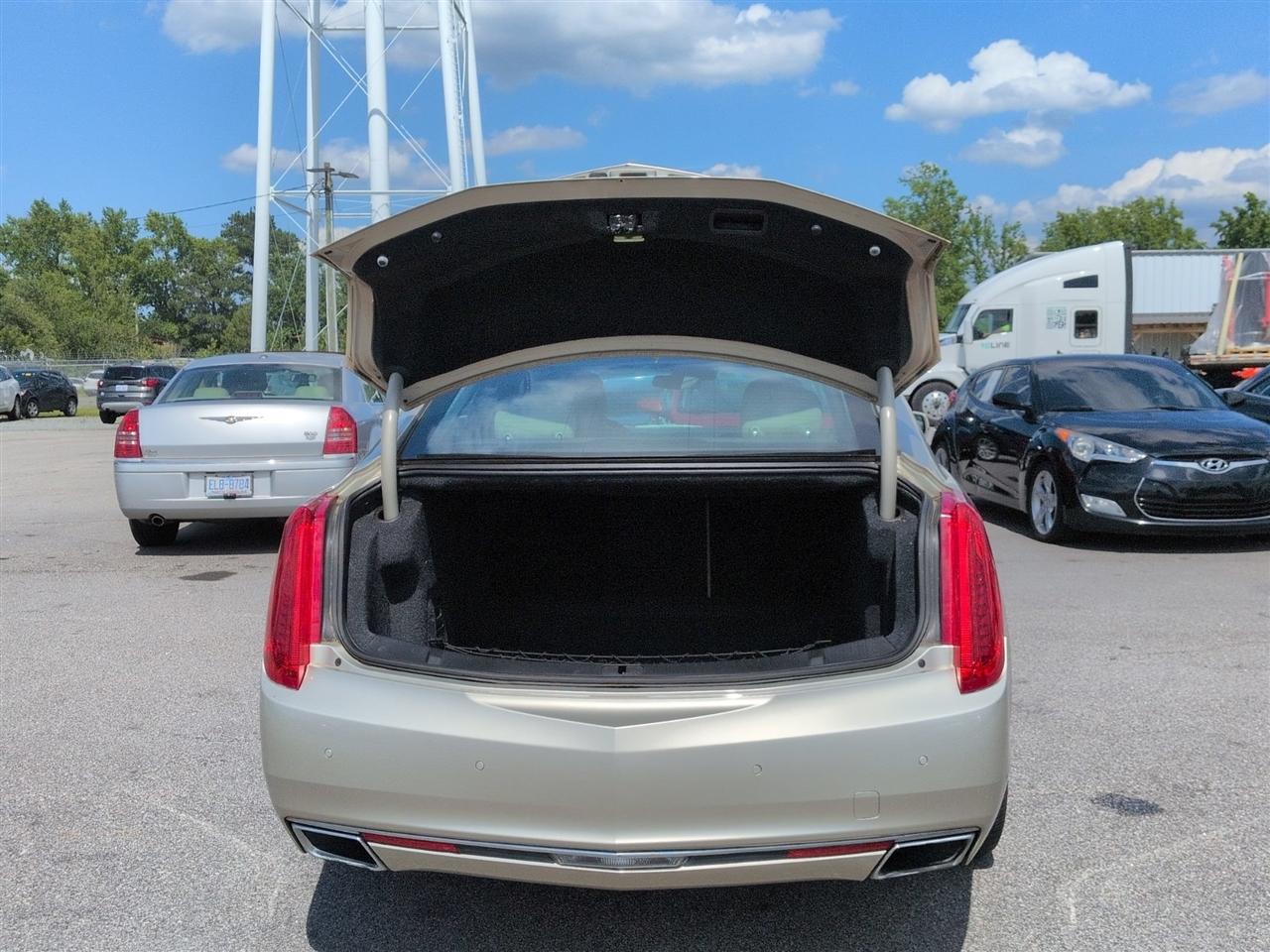 Cadillac XTS  2016