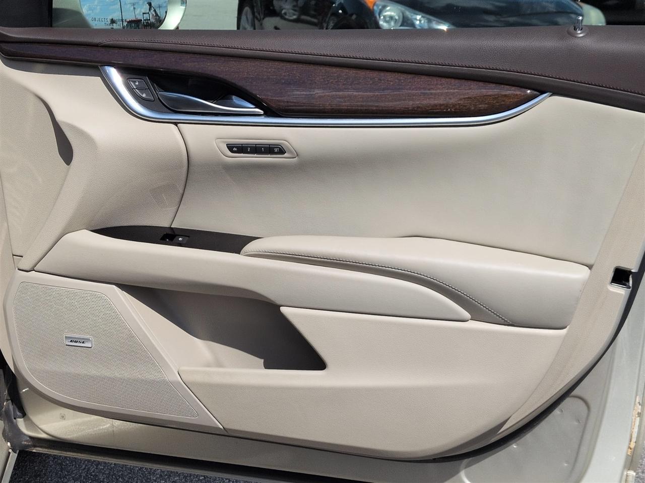 Cadillac XTS  2016