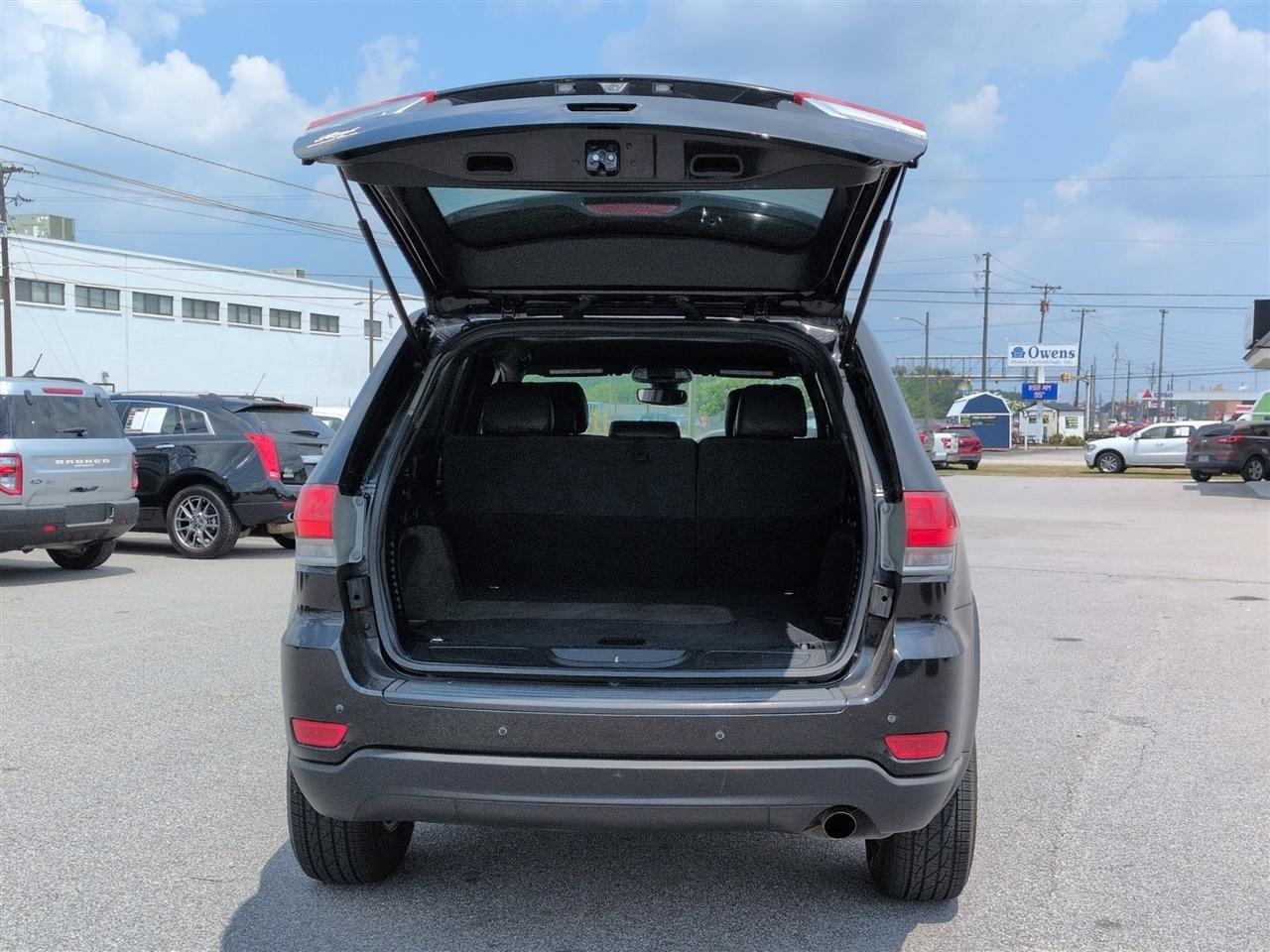 Jeep Grand Cherokee  2017