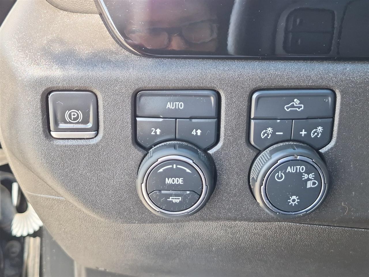 Chevrolet Silverado 1500  2023