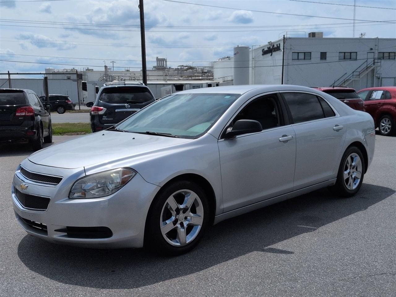 Chevrolet Malibu  2011