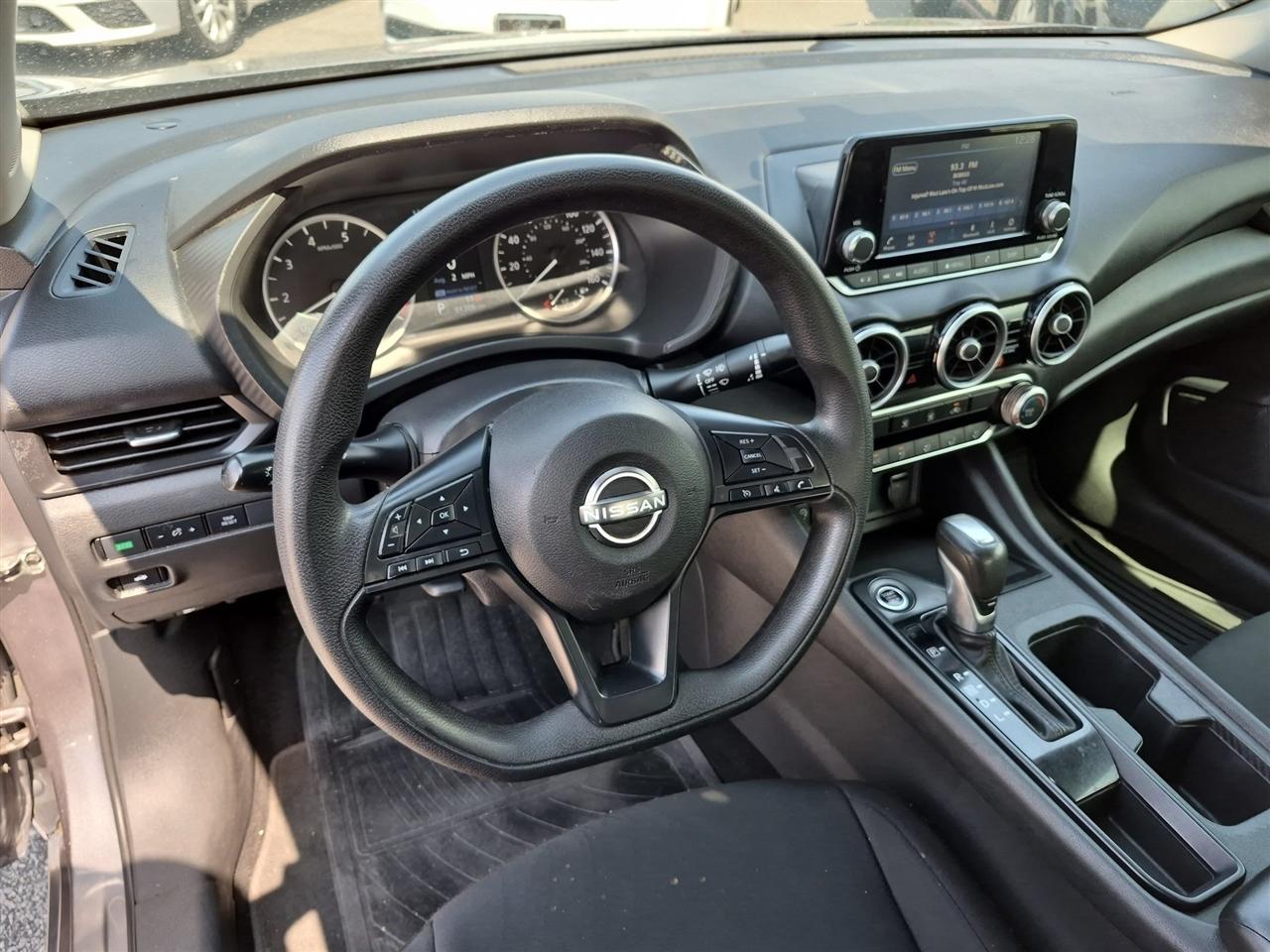 Nissan Sentra S 2024