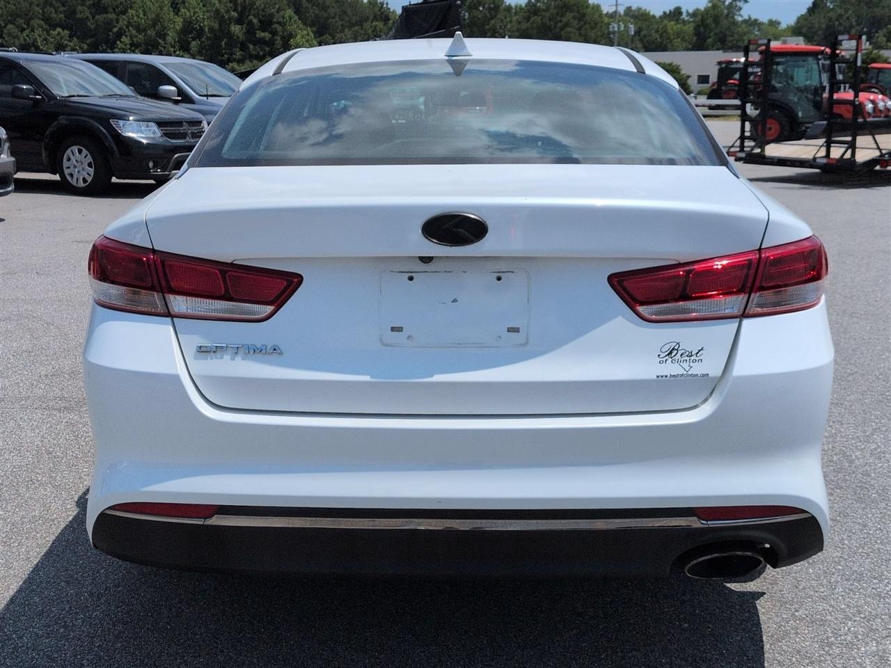 Kia Optima  2017