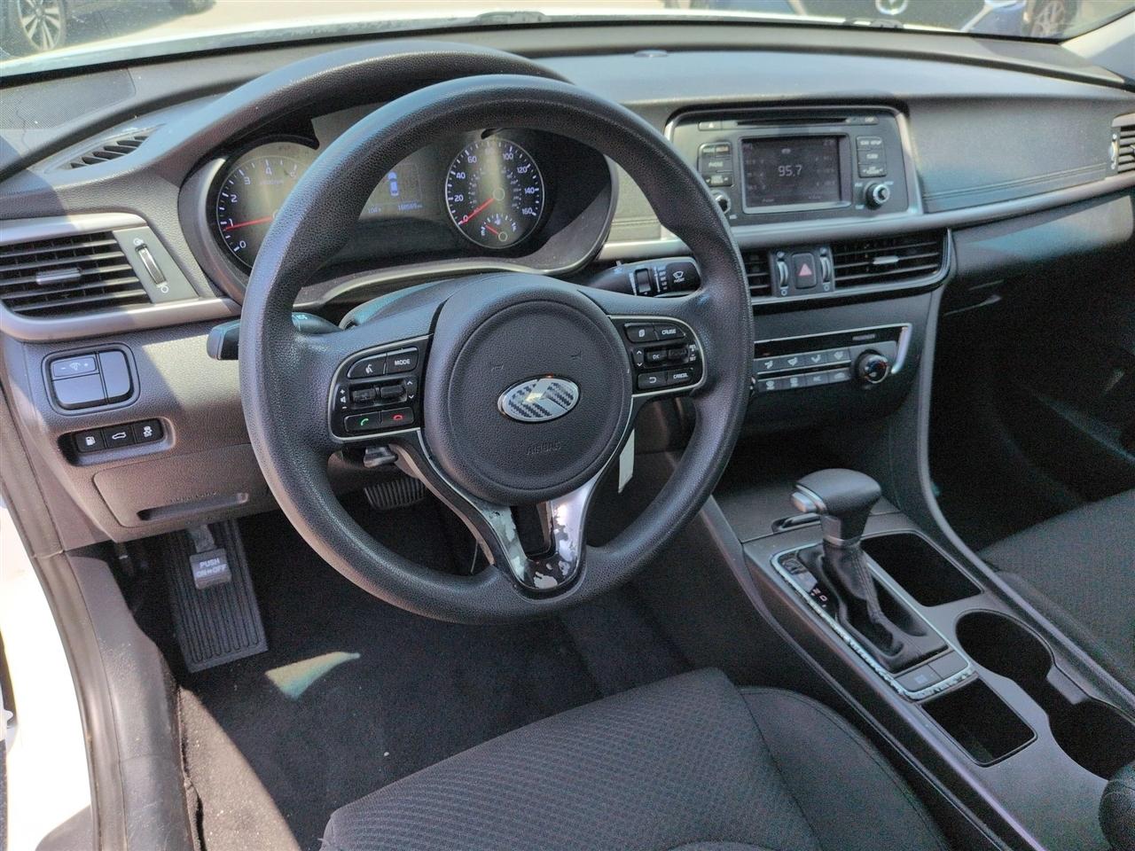Kia Optima  2017