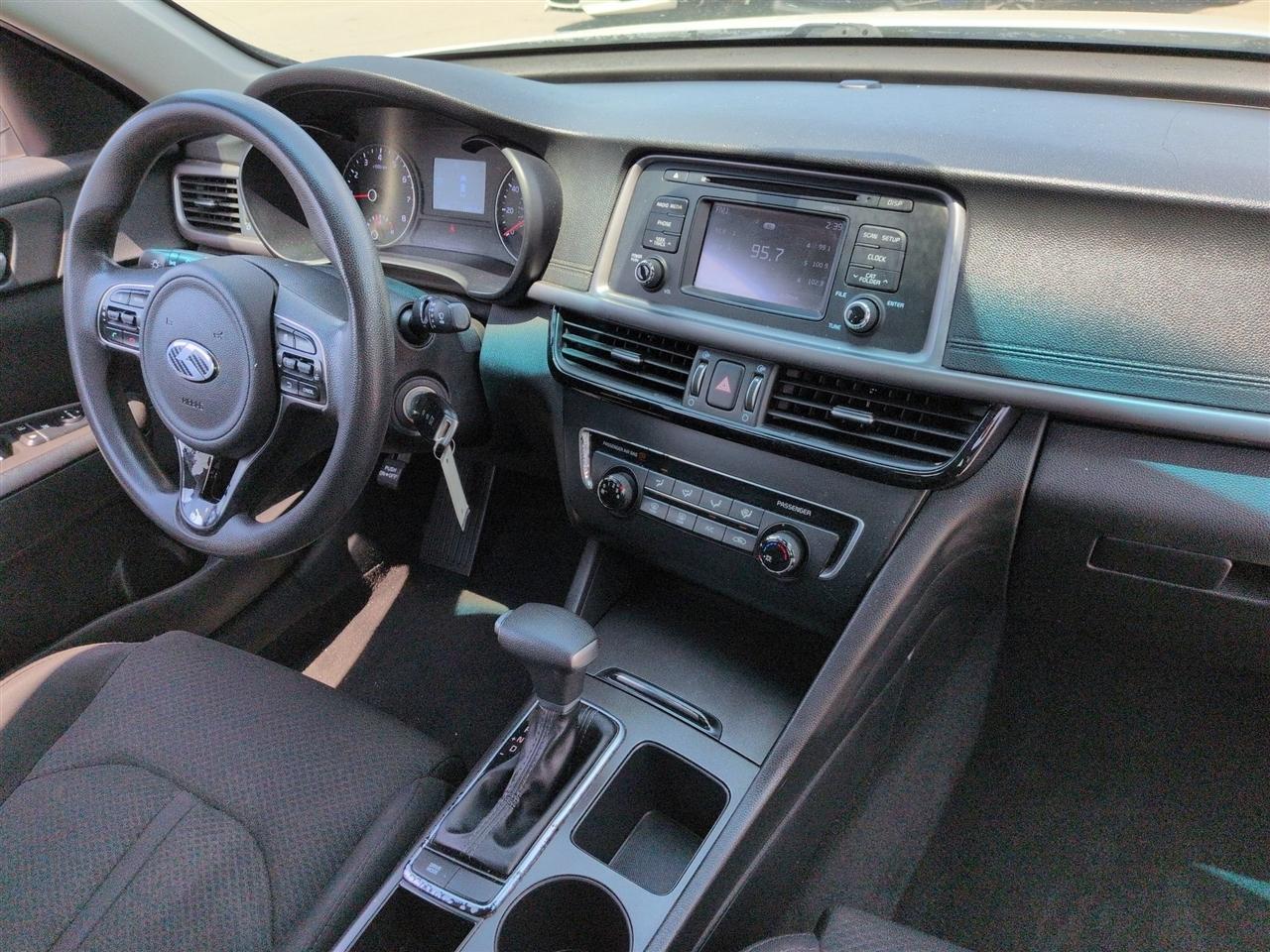 Kia Optima  2017