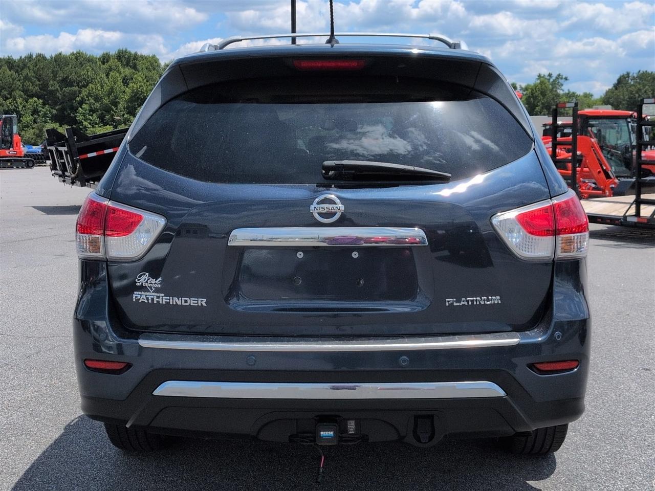 Nissan Pathfinder  2016