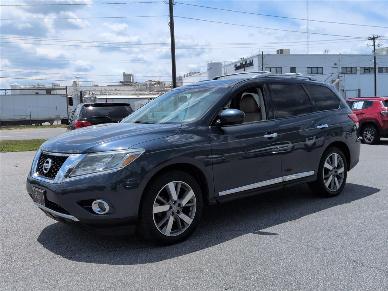 Nissan Pathfinder  2016