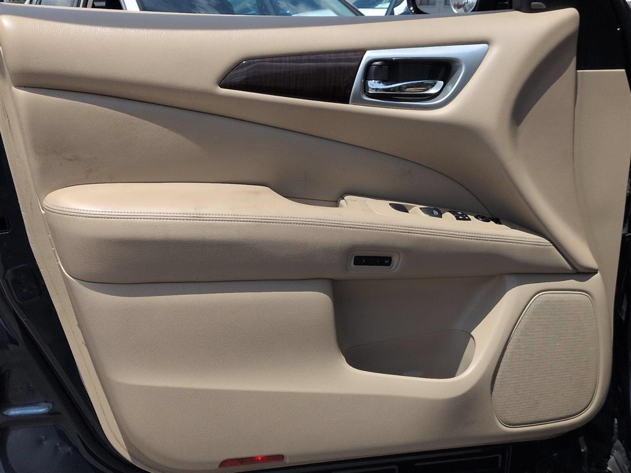 Nissan Pathfinder  2016