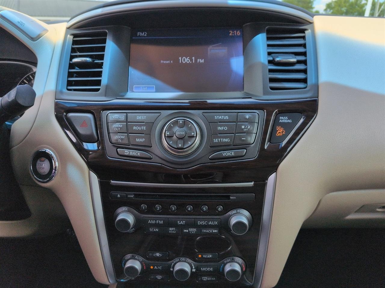 Nissan Pathfinder  2016