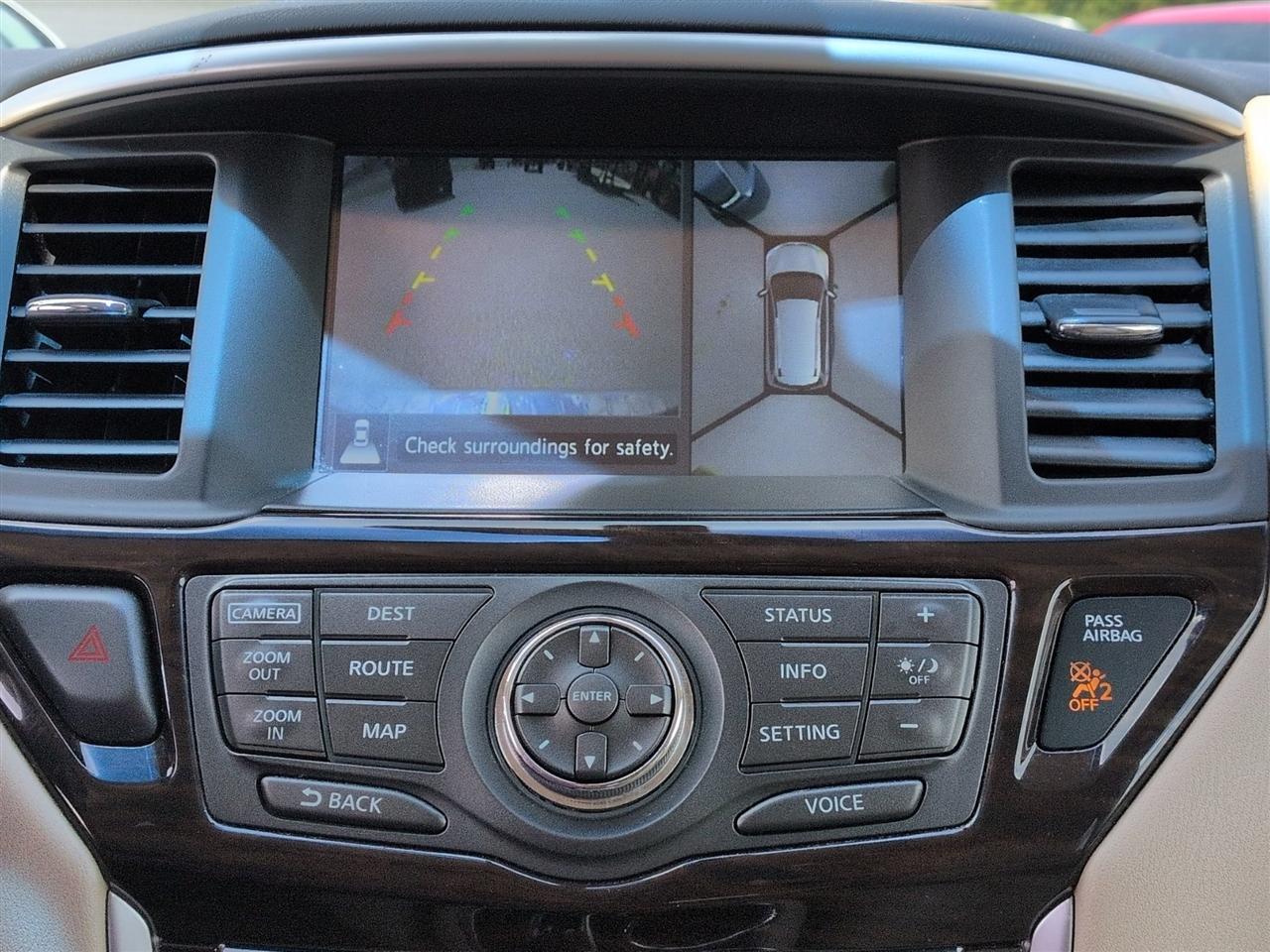 Nissan Pathfinder  2016