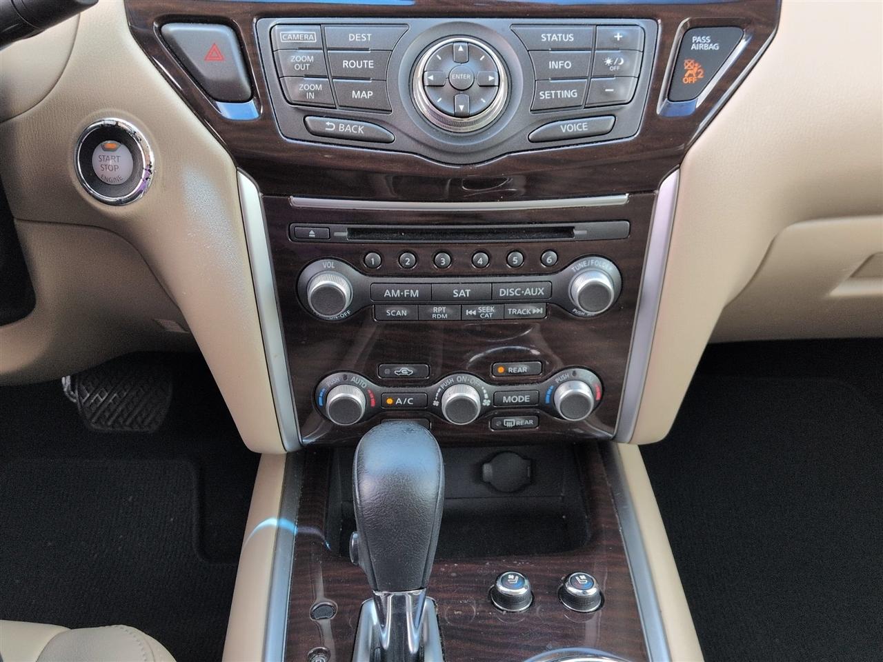 Nissan Pathfinder  2016
