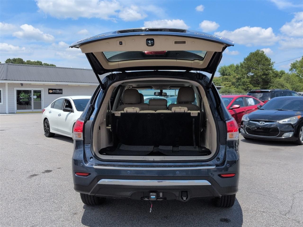 Nissan Pathfinder  2016