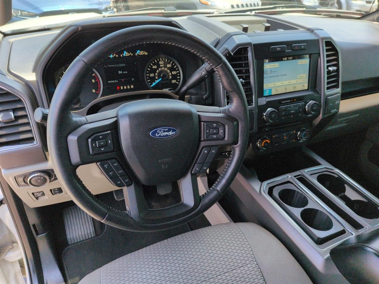 Ford F-150 2WD SuperCrew 145" XLT 2018