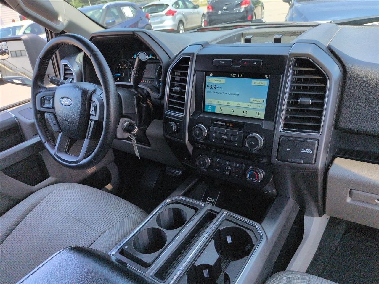 Ford F-150 2WD SuperCrew 145" XLT 2018