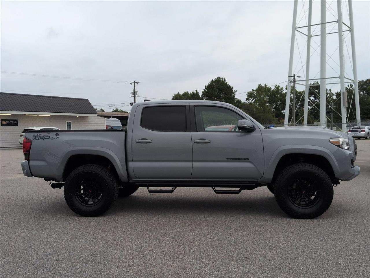 Toyota Tacoma 4WD TRD Sport Double Cab 5' Bed V6 AT (Natl) 2019