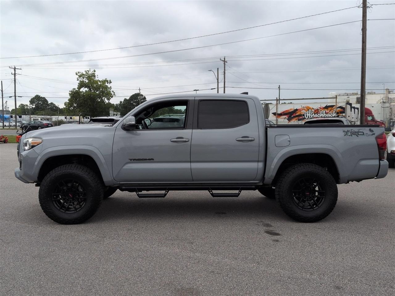 Toyota Tacoma 4WD TRD Sport Double Cab 5' Bed V6 AT (Natl) 2019
