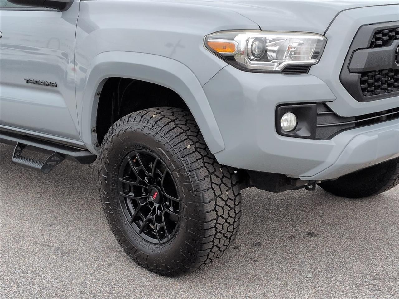 Toyota Tacoma 4WD TRD Sport Double Cab 5' Bed V6 AT (Natl) 2019