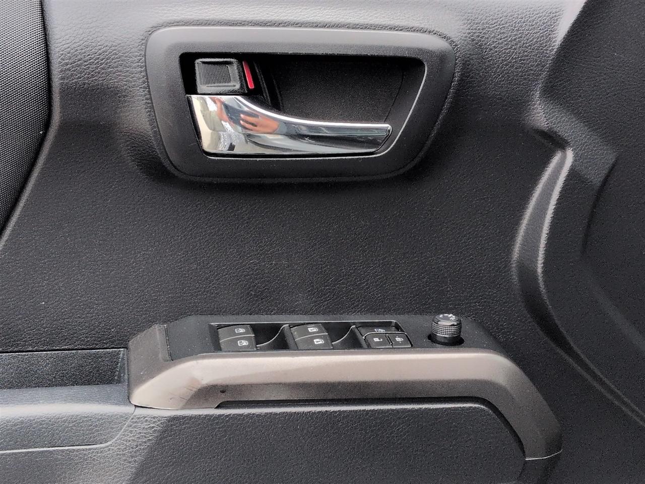 Toyota Tacoma 4WD TRD Sport Double Cab 5' Bed V6 AT (Natl) 2019