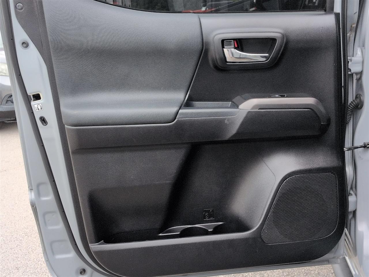 Toyota Tacoma 4WD TRD Sport Double Cab 5' Bed V6 AT (Natl) 2019